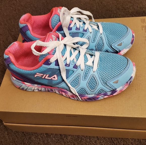 💙 Fila Sneakers. - Picture 6 of 6